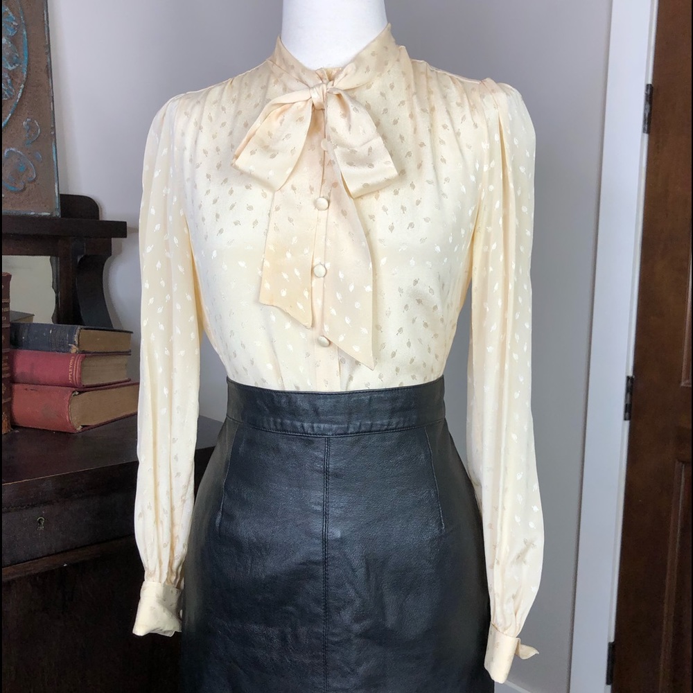 Vintage 70’s Jaeger blouse